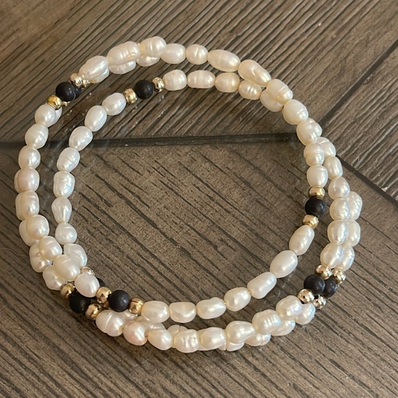 Vintage Fresh Water Pearl Memory Wire Bracelet 3 Strand - Picture 2 of 15